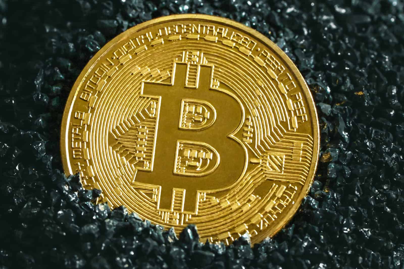 Bitcoin sjunker till sex veckors lågt med risk-off sentiment