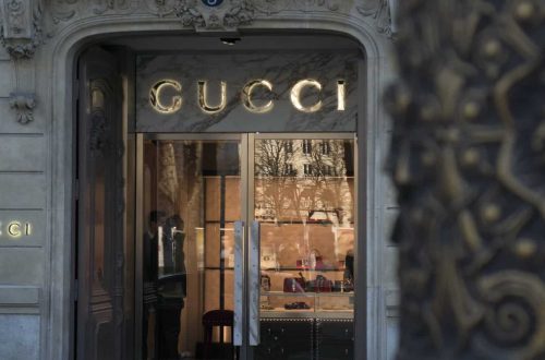 Il famoso marchio di lusso Gucci accetta Bitcoin, Ethereum Payments negli Stati Uniti