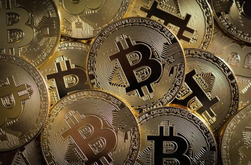 Bitcoin- och kryptovalutapriserna faller när räntehöjningen Euphoria avtar