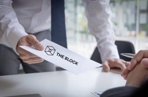 ブロックはFTXマネーで資金提供され、CEOは辞任