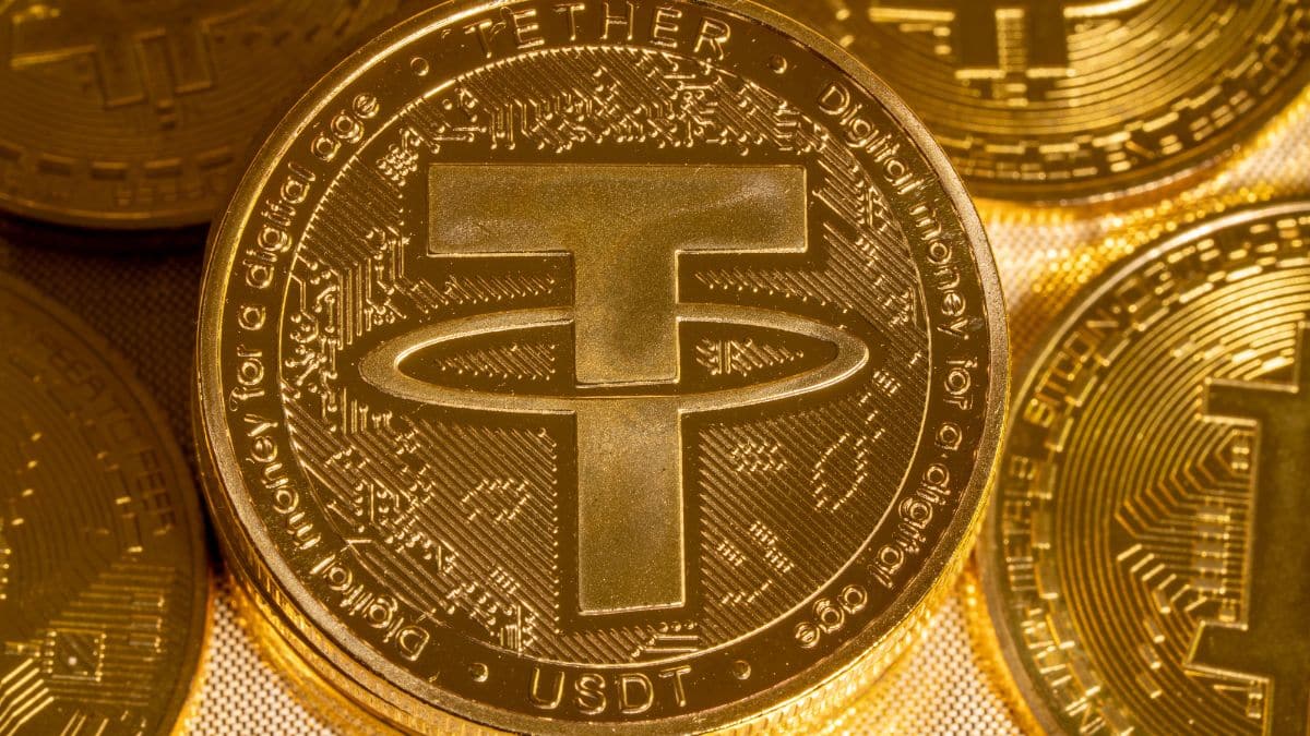 Tether has debuted new mining software for mining machines, including WhatsMiner, AvalonMiner, and Antminer. 