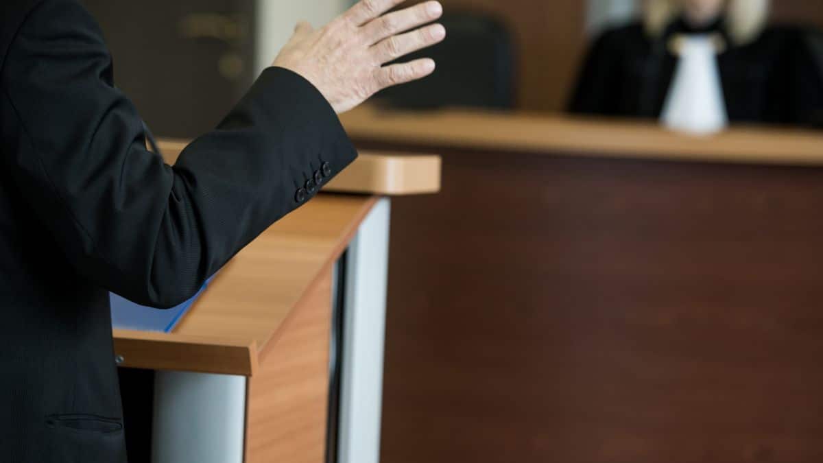 Бывший исполнительный директор FTX Гэри Ван дал показания на суде над Сэмом Бэнкман-Фридом 5 октября.